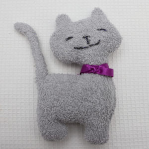 Doudou Chat heureux