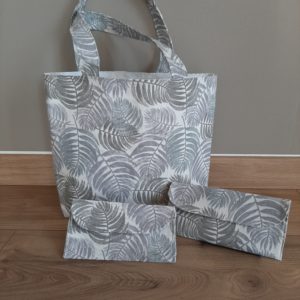 Sac "feuillage" et 2 pochettes assorties